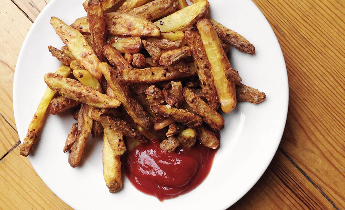 healthy and crispy oil-free baked fries
